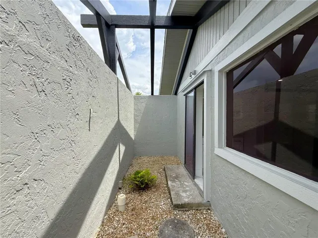 17209 Castleview Dr, North Fort Myers, Florida 33917