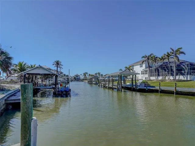 8327 Estero Blvd, Fort Myers Beach, Florida 33931