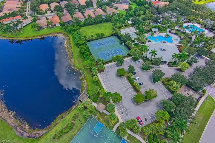 2782 Citrus St, Naples, Florida 34120