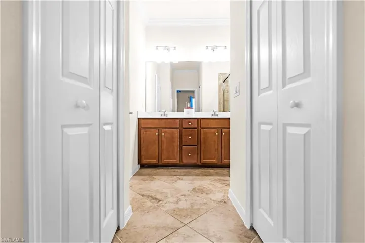 2782 Citrus St, Naples, Florida 34120