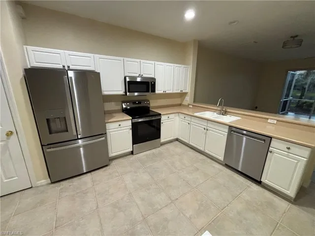8271 Village Edge Cir 5, Fort Myers, Florida 33919