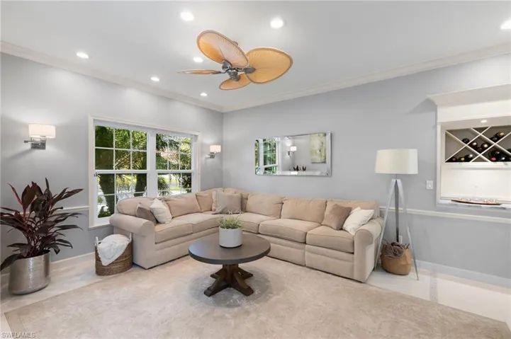 Den / second living room