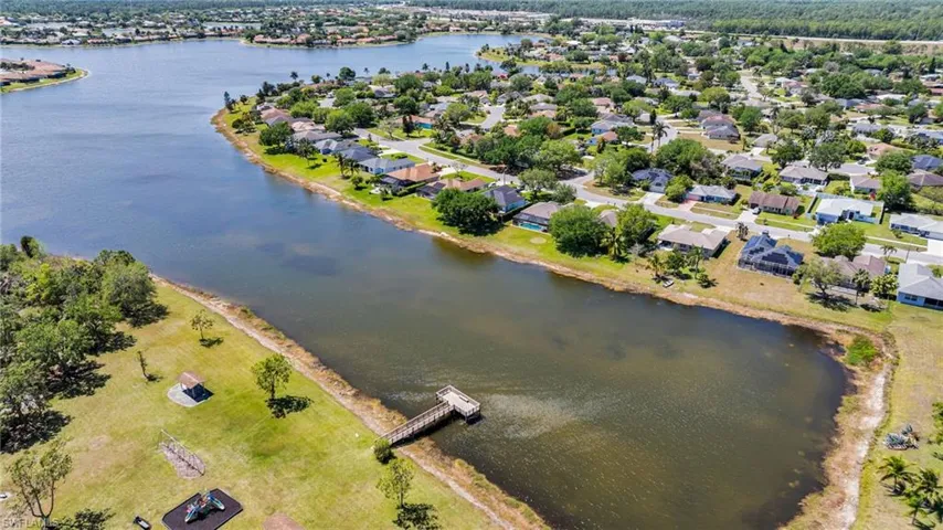Bird's eye view featuring a water view and a residential view