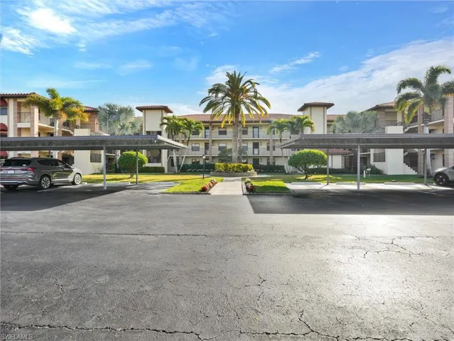 7340  Province  WAY, Naples, FL 34104