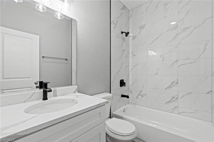 7273  David  BLVD, PORT CHARLOTTE, FL 33981