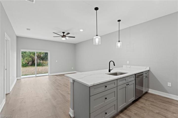 7273  David  BLVD, PORT CHARLOTTE, FL 33981
