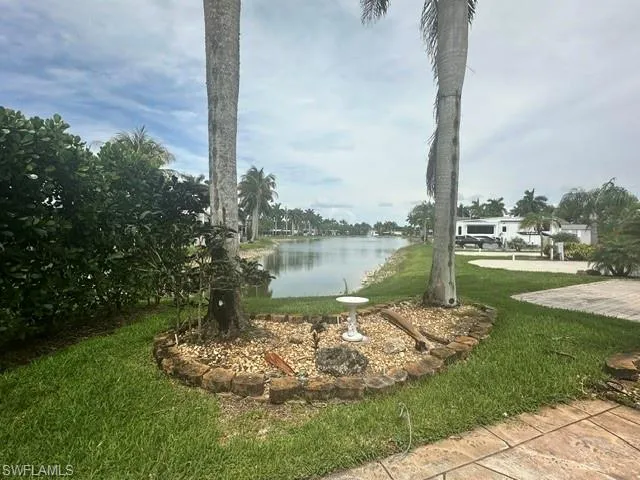 1112 Platinum Lake Ln, Naples, Florida 34114