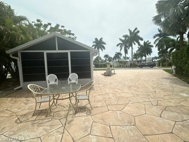 1112 Platinum Lake Ln, Naples, Florida 34114