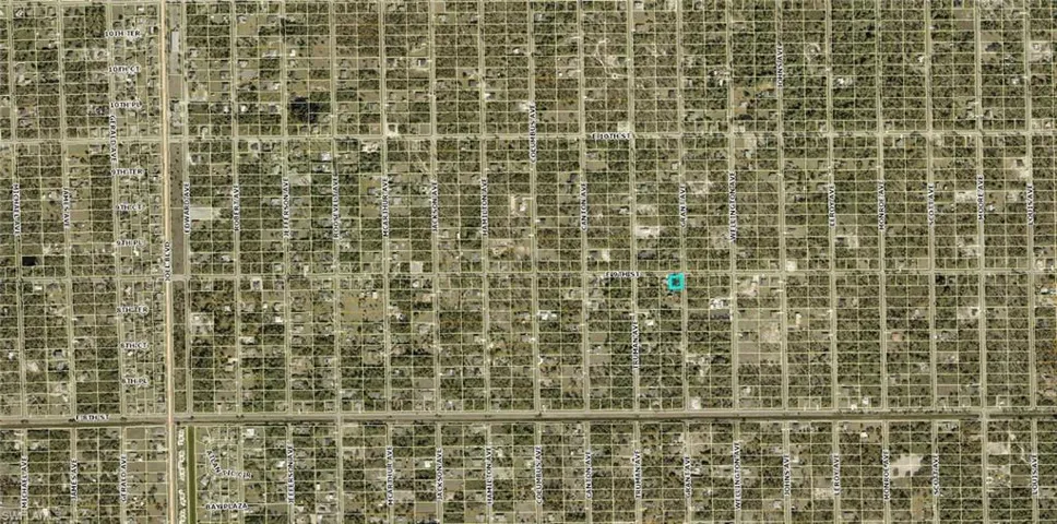 3306 E 9th  ST, Lehigh Acres, FL 33972