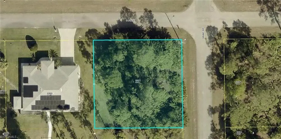 3306 E 9th  ST, Lehigh Acres, FL 33972