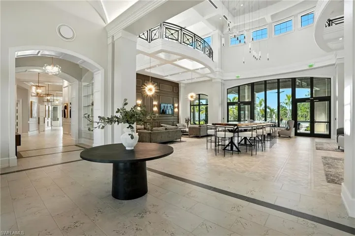 2139 Freemont Way, Naples, Florida 34120