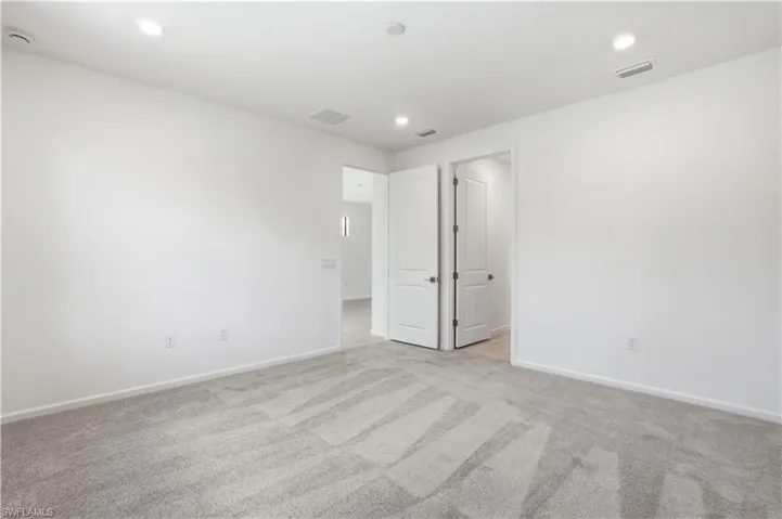 2139 Freemont Way, Naples, Florida 34120