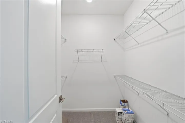 2139 Freemont Way, Naples, Florida 34120