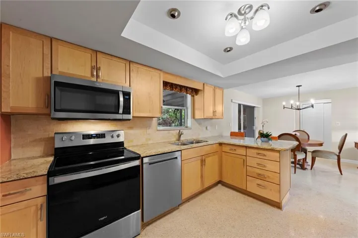 5046 Northampton Dr, Fort Myers, Florida 33919