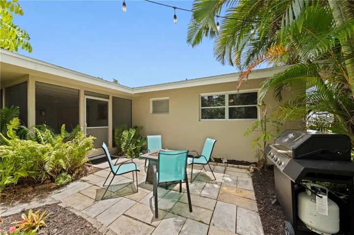 5046 Northampton Dr, Fort Myers, Florida 33919