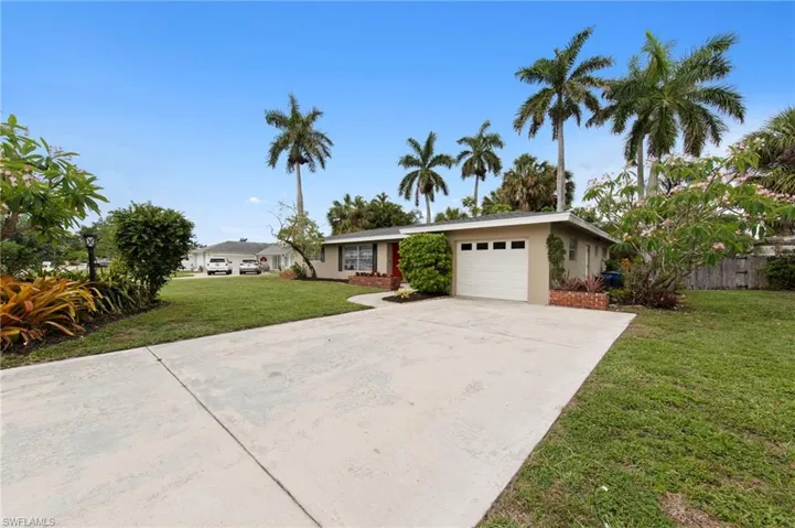 5046 Northampton Dr, Fort Myers, Florida 33919
