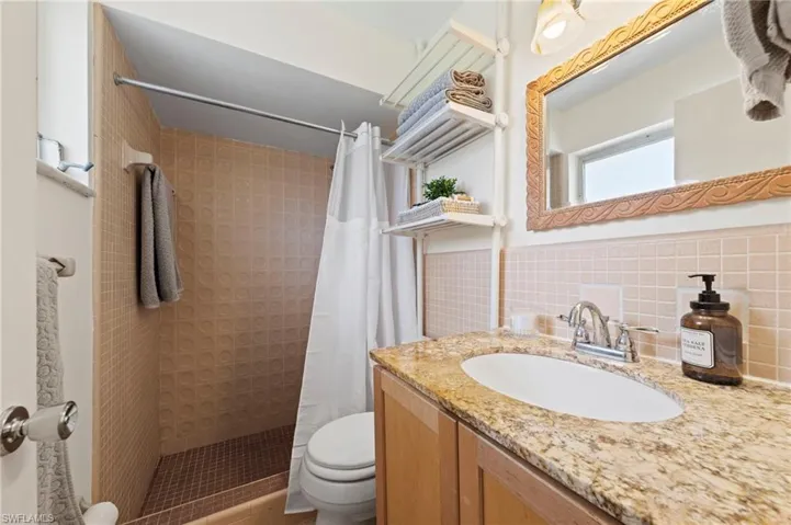 5046 Northampton Dr, Fort Myers, Florida 33919