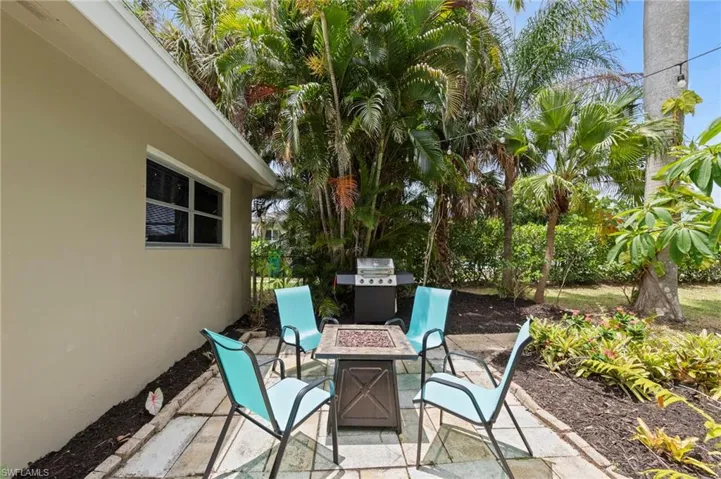 5046 Northampton Dr, Fort Myers, Florida 33919