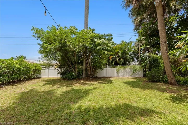 5046 Northampton Dr, Fort Myers, Florida 33919