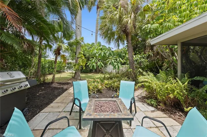 5046 Northampton Dr, Fort Myers, Florida 33919