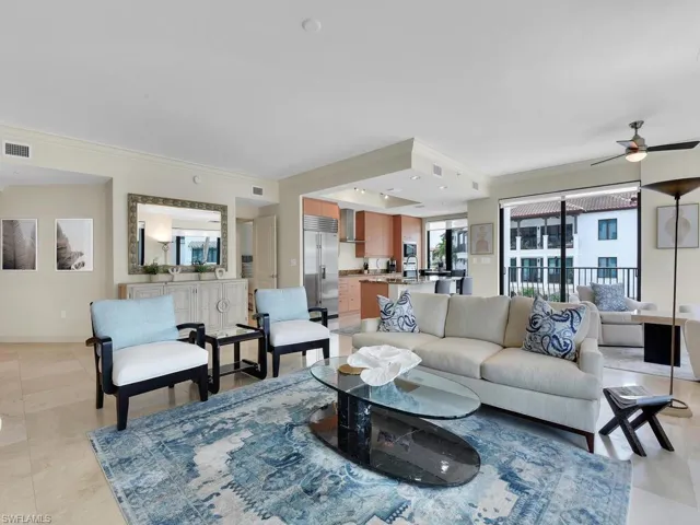 1490 5th Ave S 200a, Naples, Florida 34102
