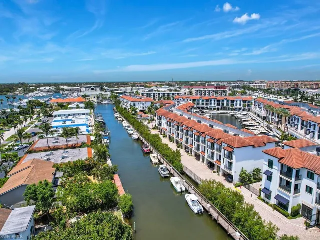 1490 5th Ave S 200a, Naples, Florida 34102