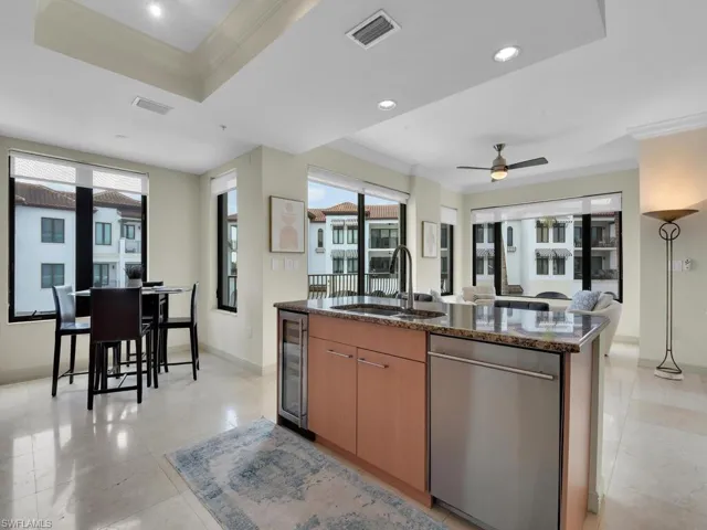 1490 5th Ave S 200a, Naples, Florida 34102
