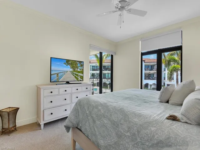 1490 5th Ave S 200a, Naples, Florida 34102