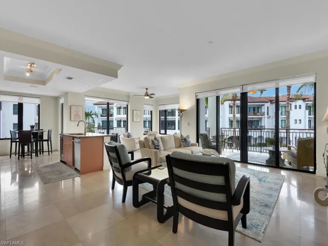 1490 5th Ave S 200a, Naples, Florida 34102