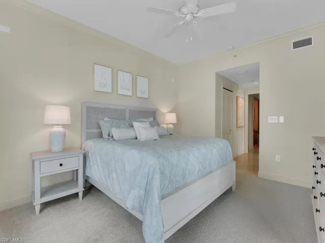 1490 5th Ave S 200a, Naples, Florida 34102