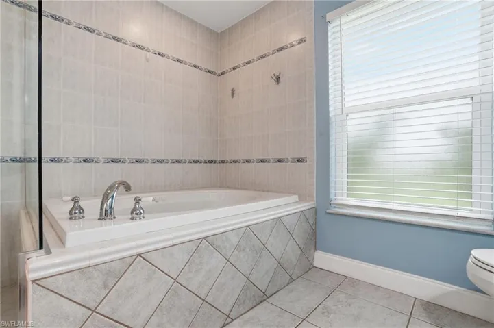 6114 Deer Run, Fort Myers, Florida 33908