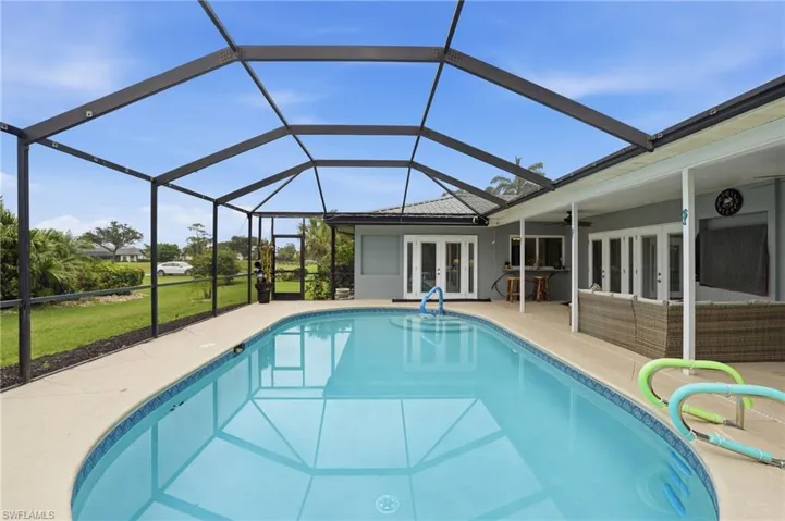 6114 Deer Run, Fort Myers, Florida 33908