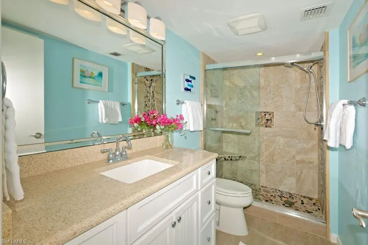 Owner's Ensuite Bathroom