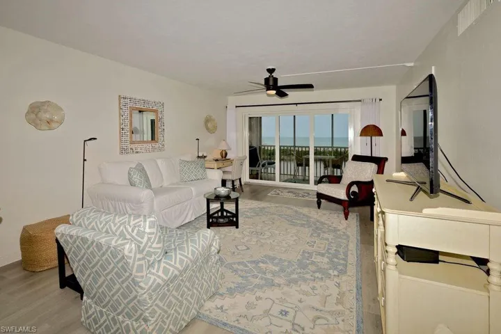 Great Room w/Sliders to Terrace