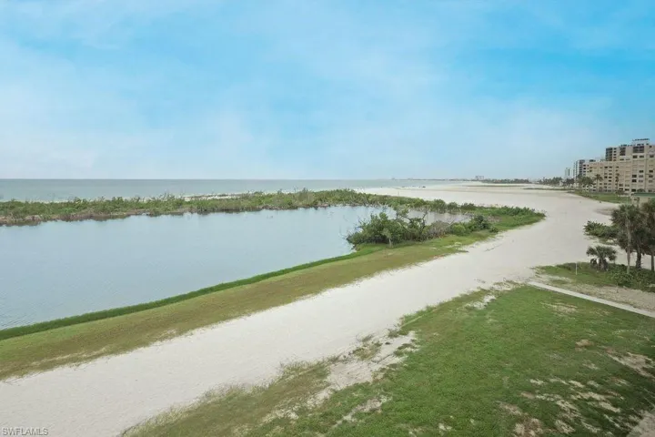 Northern View of Beach & Water from Sand Caper