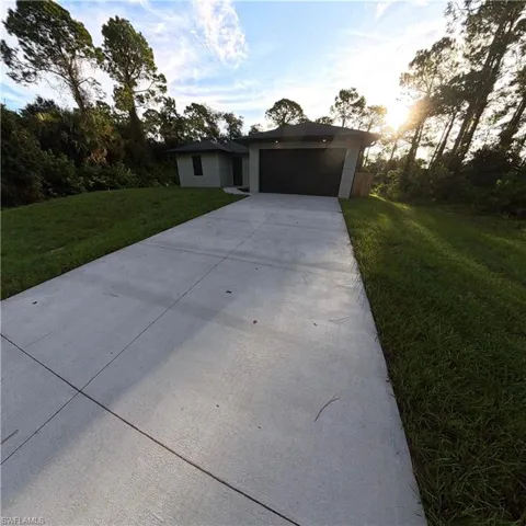 173 Blakely Ave S, Lehigh Acres, Florida 33974