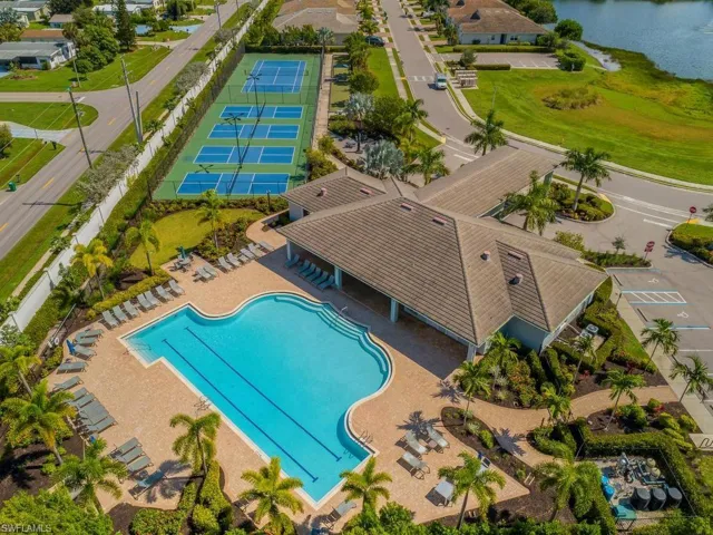 1220 Enbrook Loop, Naples, Florida 34114