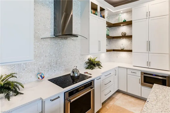 Custom backsplash