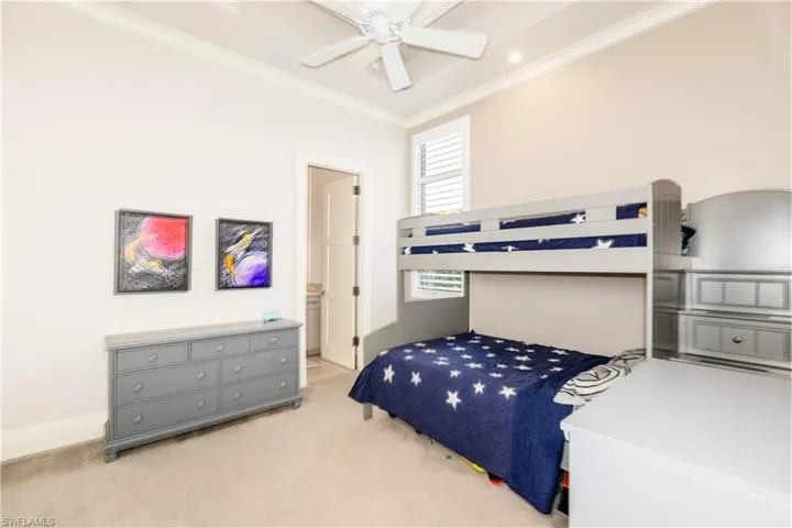 Guest Bedroom 2 with en-suite bathroom