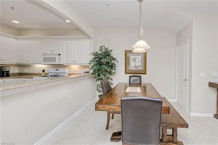 3211  Cottonwood  BEND, Fort Myers, FL 33905