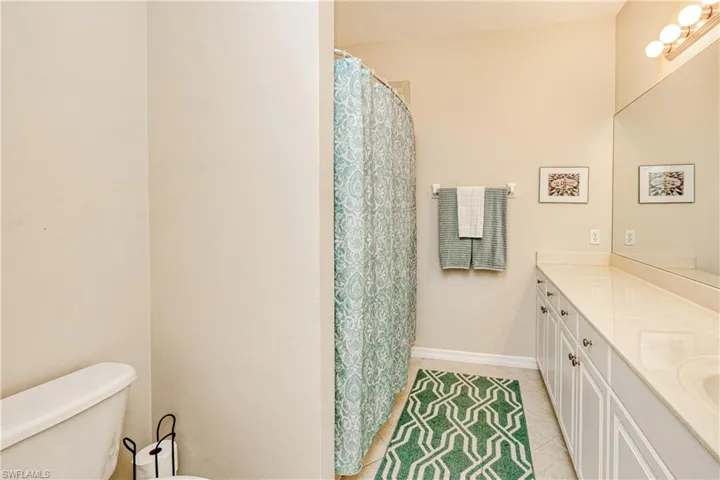3211  Cottonwood  BEND, Fort Myers, FL 33905
