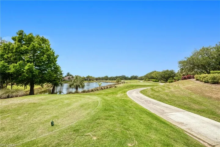 3211  Cottonwood  BEND, Fort Myers, FL 33905