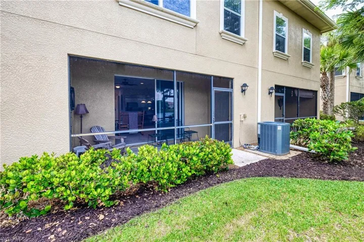 3211  Cottonwood  BEND, Fort Myers, FL 33905