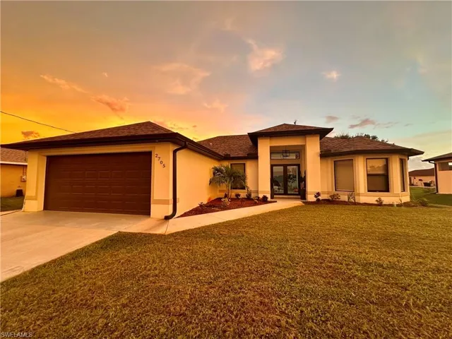 2705  19th SW ST, Lehigh Acres, FL 33976