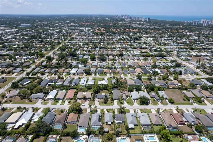 View of birds eye view of property