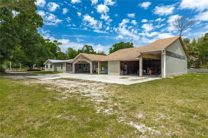 19330  Meredith  RD, North Fort Myers, FL 33917