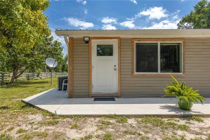 19330  Meredith  RD, North Fort Myers, FL 33917