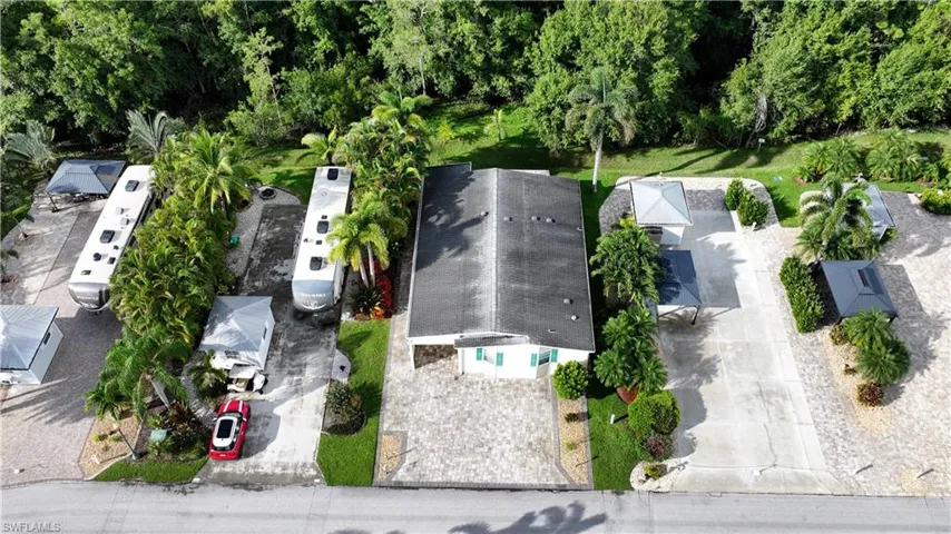 Aerial view of property and surrounding area