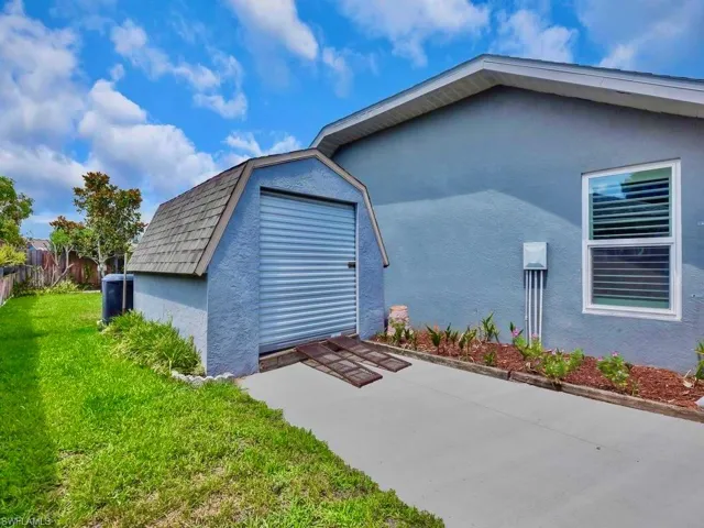 1623 Covington Meadows Cir, Lehigh Acres, Florida 33936