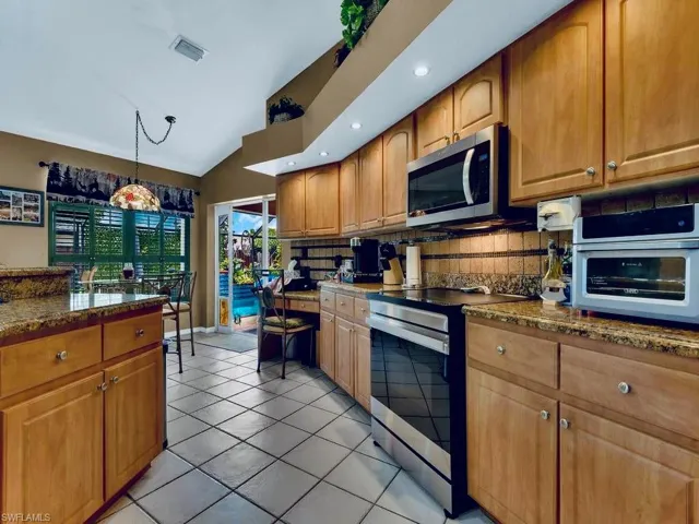 1623 Covington Meadows Cir, Lehigh Acres, Florida 33936